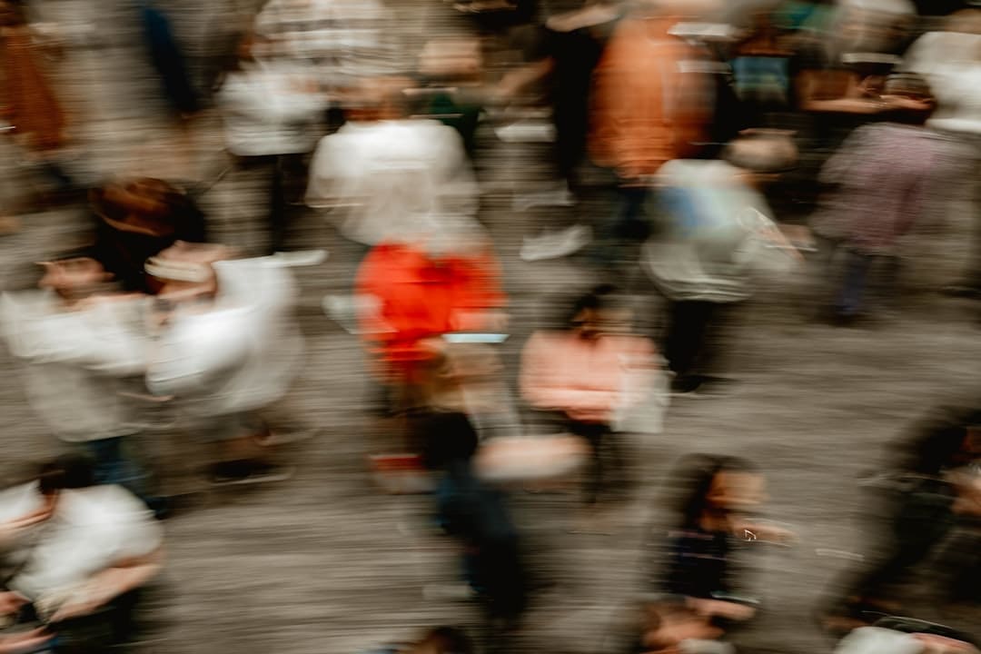 2025上半年广播电视服务业总收入超6884亿